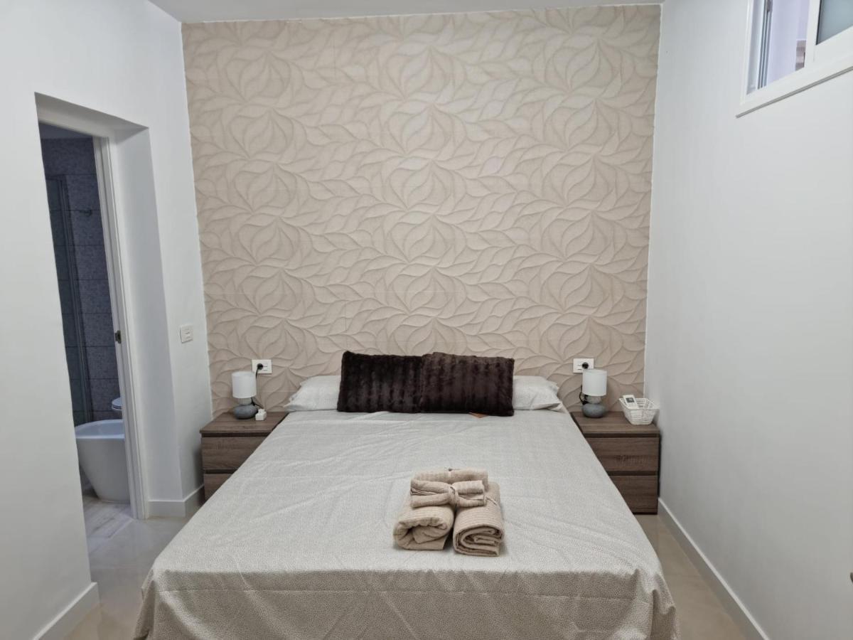 Fantastica Villa Cusmano Con Piscina Privada 阿德耶 外观 照片